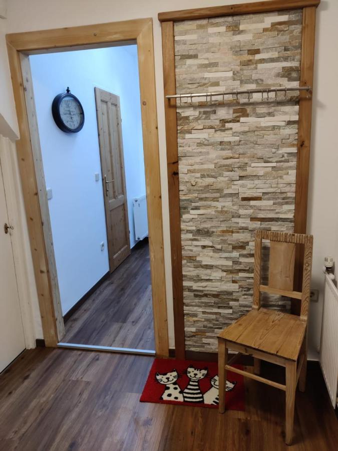 Ferienwohnung-Dachgeschoss Familie Mayer Кремс на Дунае Экстерьер фото